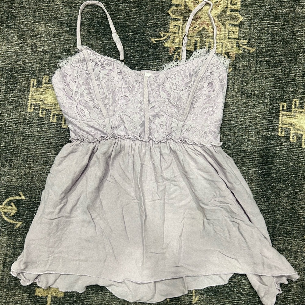 Xhilaration Laced Flowy Lilac Tank Top